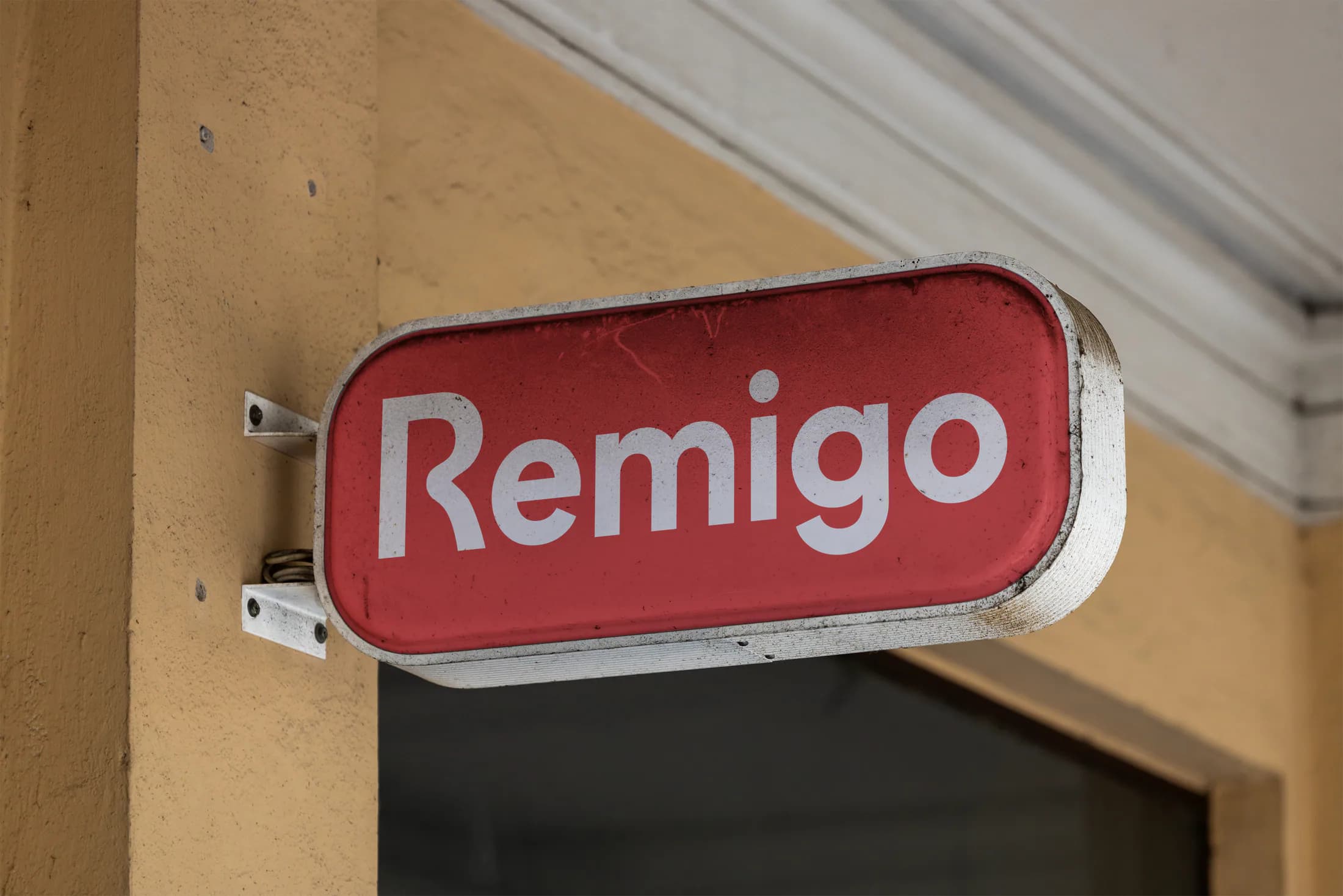 Remigo — Brand, Web & App